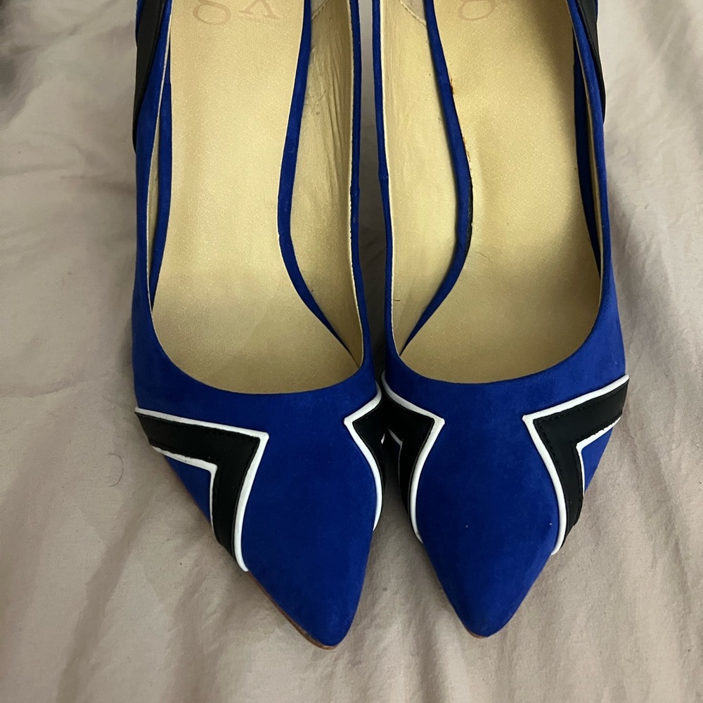 Gx blue black bad white heels  size 9 1/2 - Picture 4 of 4